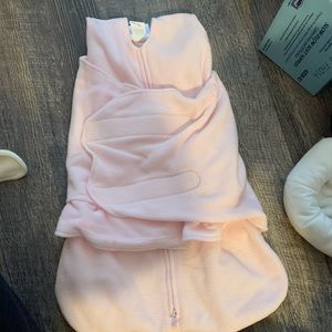 Newborn halo swaddle